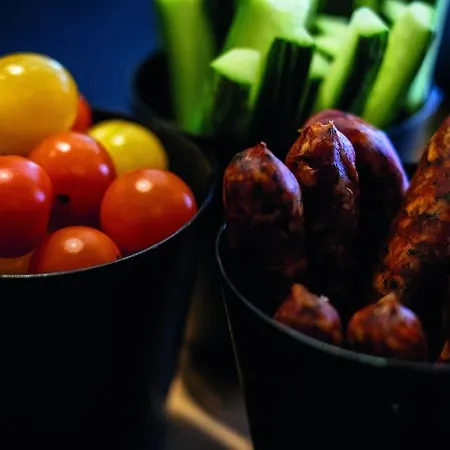 Townhouse Aparthotel 4*