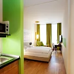 Lägenhetshotell Townhouse 4*