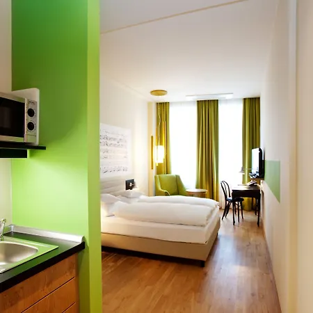 Aparthotel Townhouse 4*