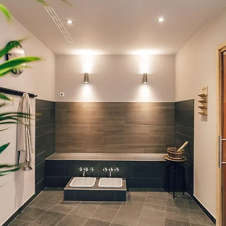 Townhouse 4* 莱比锡