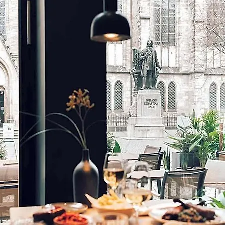 Townhouse Aparthotel 4*