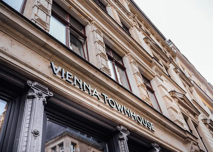 Apart-hotel Townhouse 4*