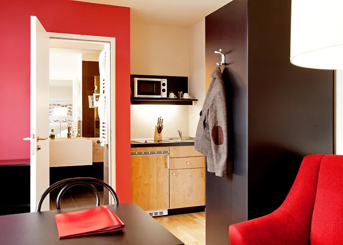 Townhouse 4* لبسيا