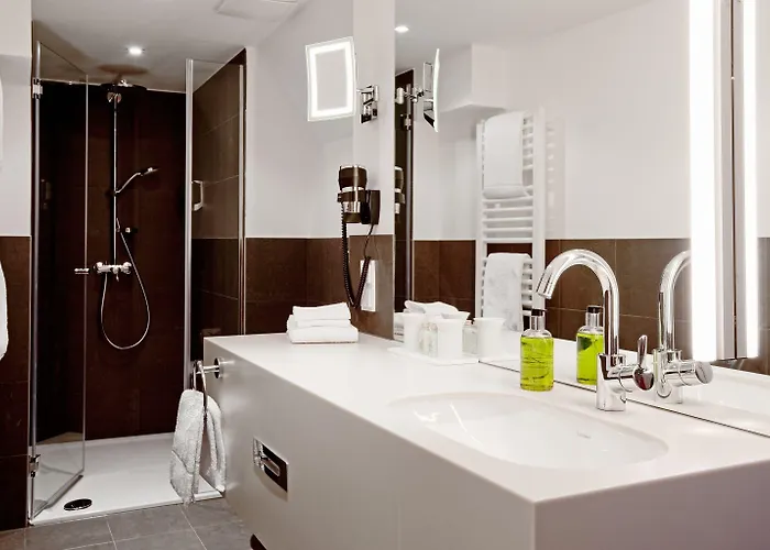 Townhouse 4*
