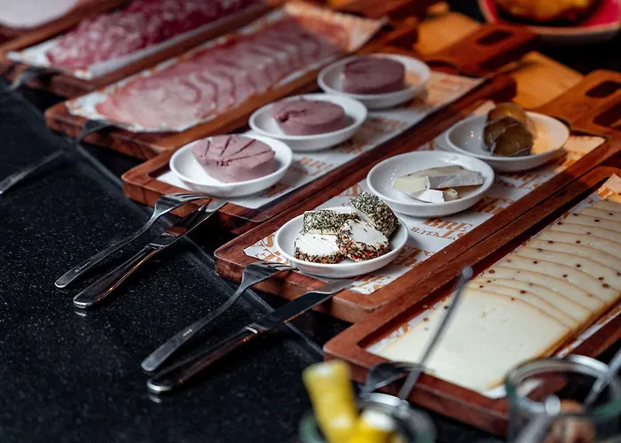 Townhouse 4* لبسيا